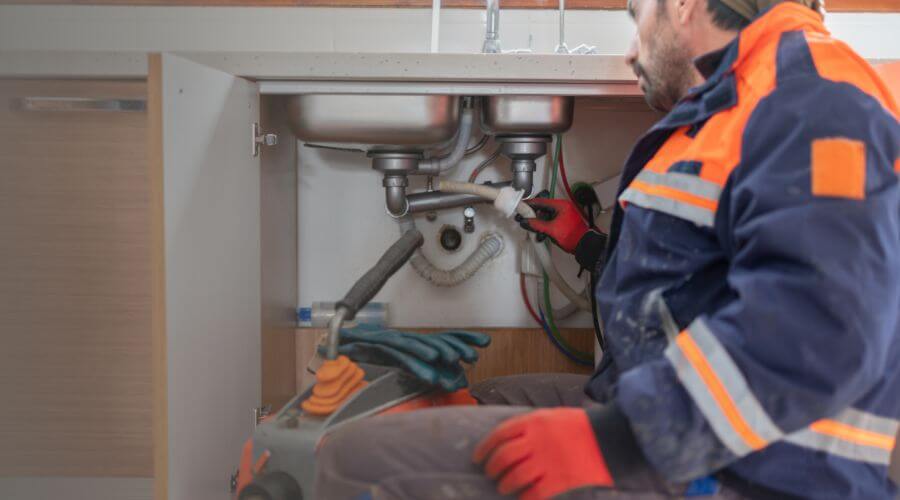 Local water heater installation in Batesland, SD